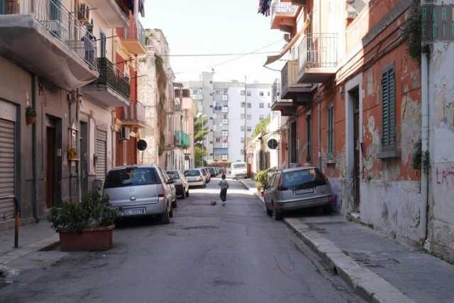 Stalle, locande e prostitute: la "Guaragn�dde", una Bari scomparsa che sopravvive
